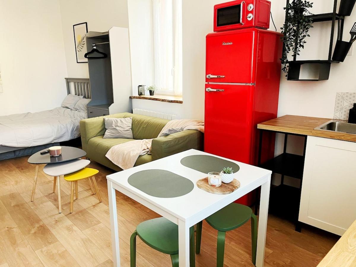 Studio Chic Au Style Retro Moderne Saint-Genix-sur-Guiers Bagian luar foto