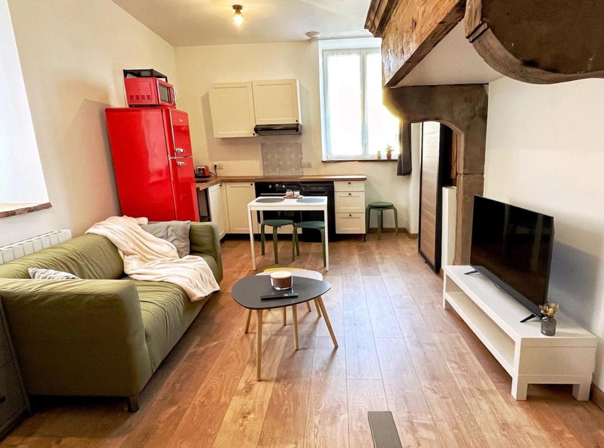 Studio Chic Au Style Retro Moderne Saint-Genix-sur-Guiers Bagian luar foto