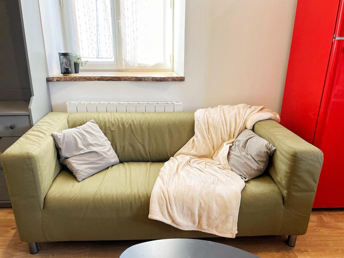 Studio Chic Au Style Retro Moderne Saint-Genix-sur-Guiers Bagian luar foto