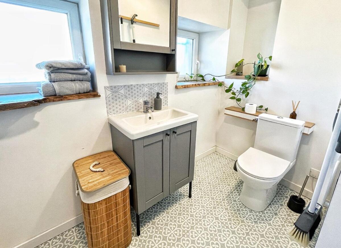 Studio Chic Au Style Retro Moderne Saint-Genix-sur-Guiers Bagian luar foto