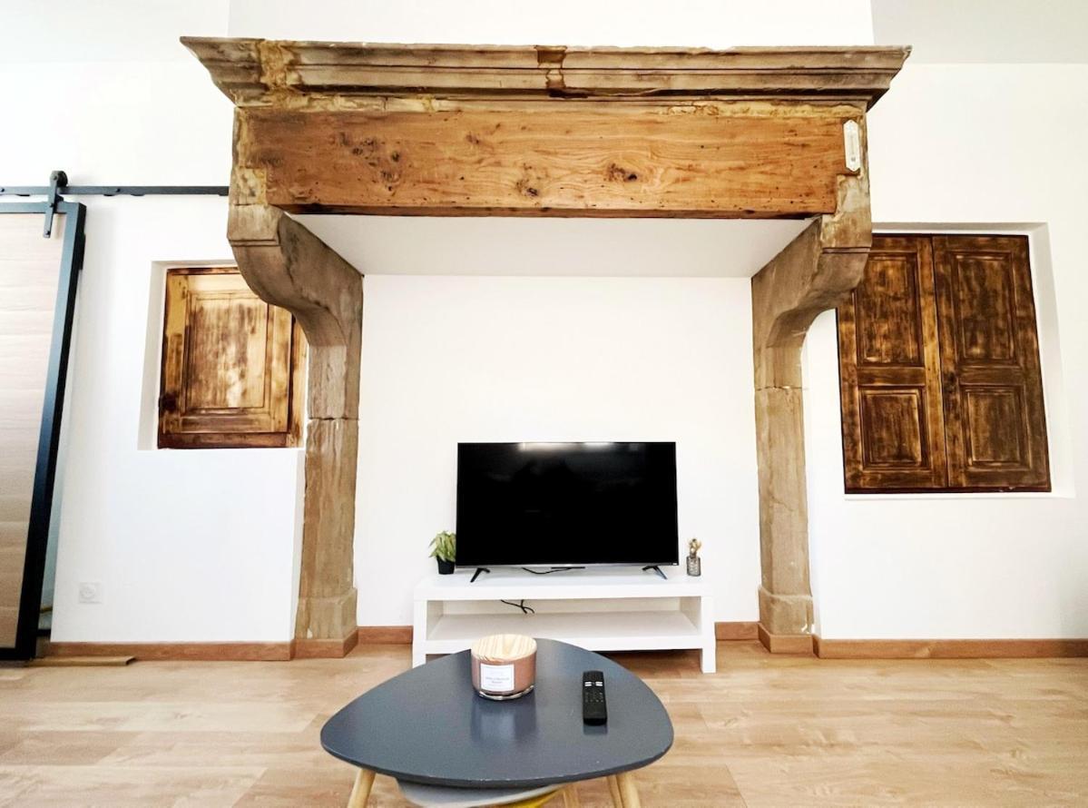 Studio Chic Au Style Retro Moderne Saint-Genix-sur-Guiers Bagian luar foto